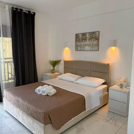 Palatino 1-bedroom Near *