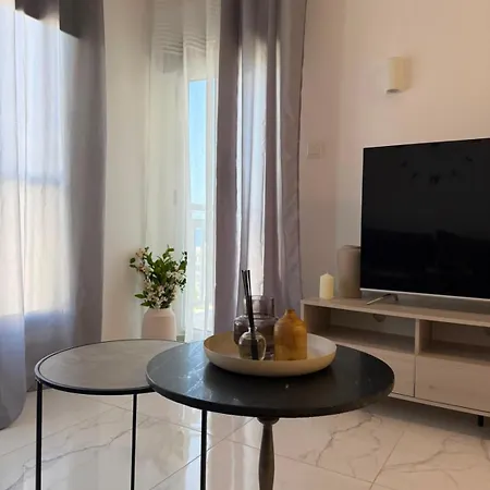 Apartman Palatino 1-bedroom Near