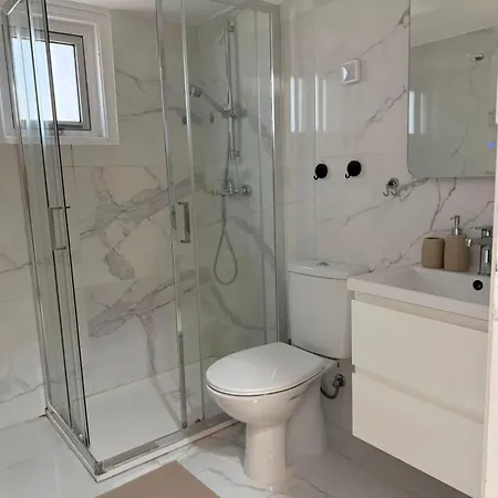 Palatino 1-bedroom Near *